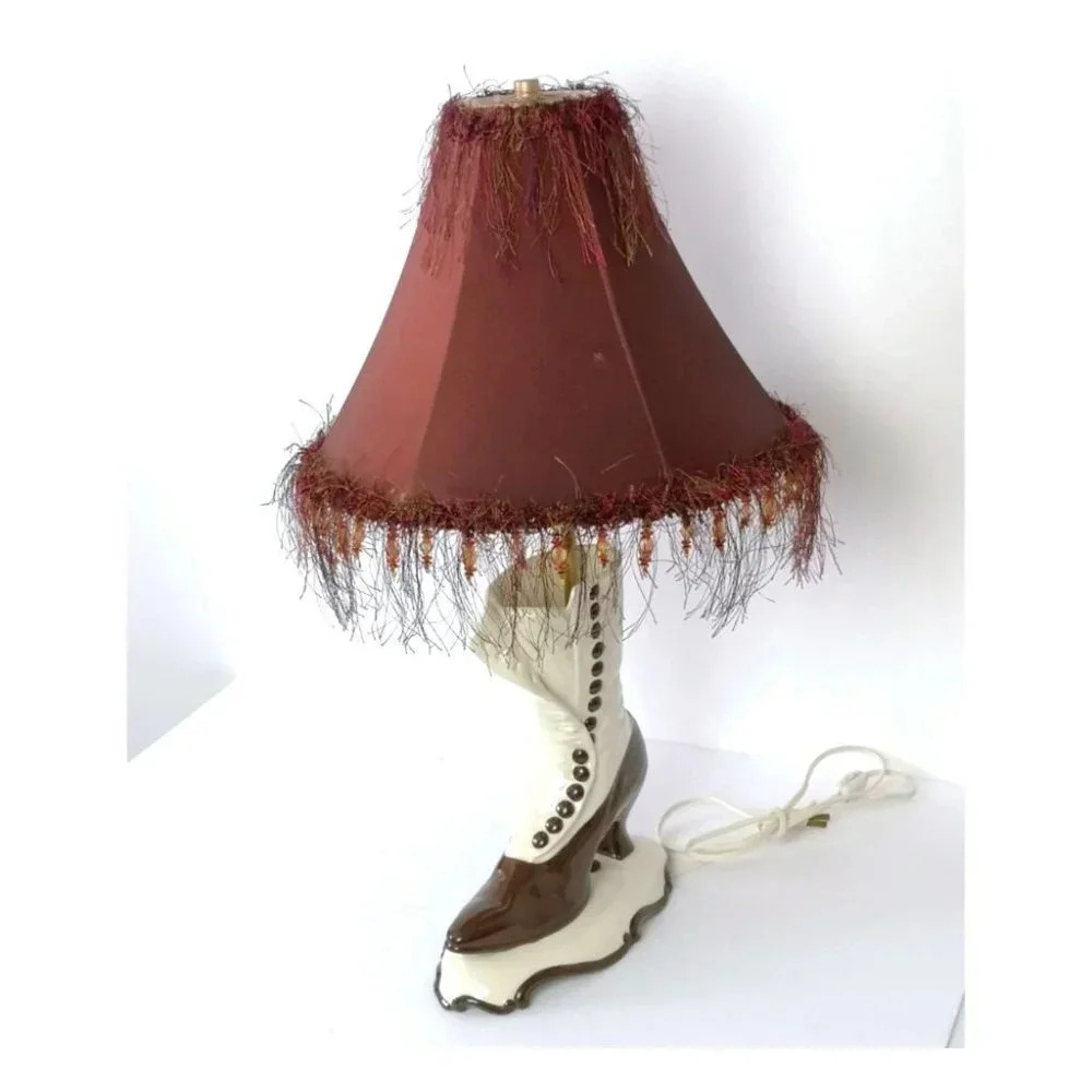 Shabby Chic  Style Victorian Shoe‎ Lamp Mary Lau 17"